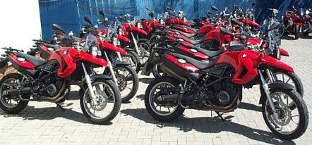 Rent motorcycles BMW F 650 GS 800 cmc